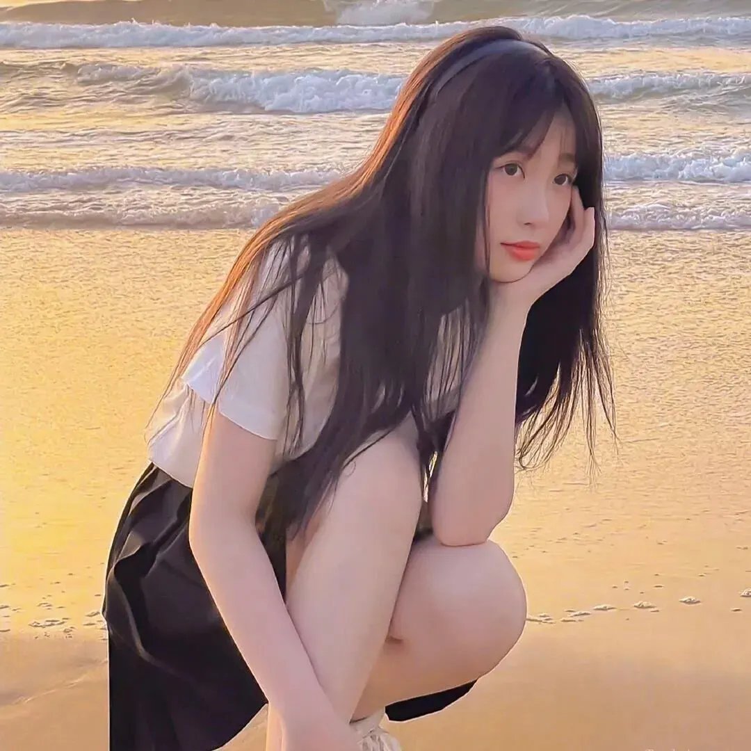 苟在深山，女儿把我吹成神